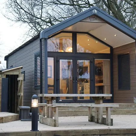 Woodland Escape Villa Nantmel Exterior photo